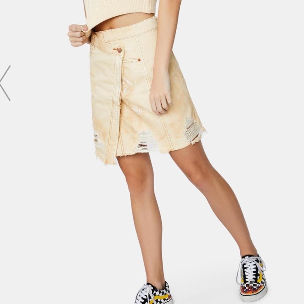 NWT Free People butter cream skirt, size 25